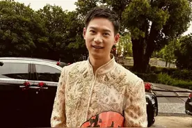 祝福！中国31岁男乒婚礼直播，聘请影视明星主持，妻子身份曝光图片