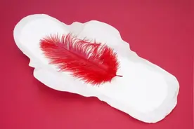 女孩“第一次”例假的黄金年龄是多少岁？家里有女儿的最好早了解图片