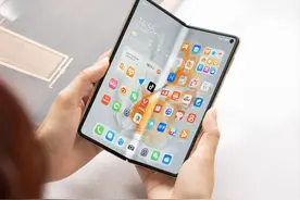 华为Mate X3评测：机身轻薄又可靠，体验舒适又高效图片