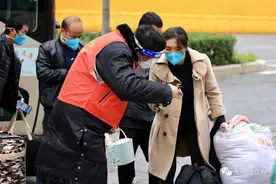 对话首批新员工：我为什么要来富士康图片