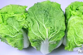 用这个方法保存的白菜，放上一两个月都不会坏，就算放几个月不坏图片