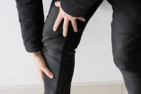 脑梗早期有信号，如有“1软2晕3多”，得注意图片