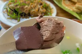 炖羊肉时，有人焯水、有人直接炖，老师傅：都不对，教你正确做法图片