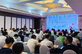 敢为天下先，人大金仓做数据库内核人才培训的先行者图片