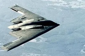 我国的轰6K与俄罗斯的图160相比，谁更强？图片