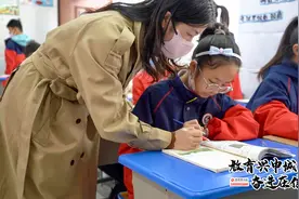 言传身教 育人育心 师道匠心 桃李芬芳 记羊山实验小学教师张九艳图片