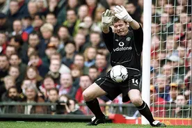 拒绝治疗！前曼联冠军门将确诊食道癌晚期：放弃多活3个月图片