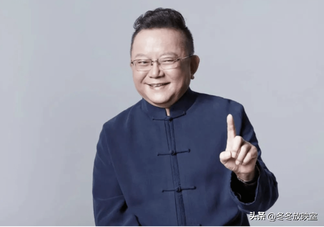 张艺谋“晚节不保”，妻子连夜转移资产出国，圈内早有征兆