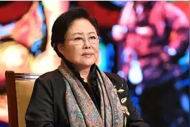“影后”斯琴高娃的坎坷人生：一婚被家暴，二婚遭嫌弃，三婚终遇真爱携手35年图片