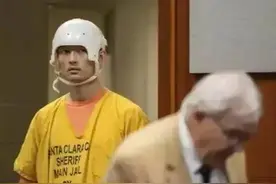 陈立人终出庭，目光呆滞精神状态不佳，头戴白头盔引猜测图片