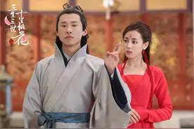 王骁：妈妈是金鹰视后王馥荔，27岁才入行拍戏，被杨幂签下后成名图片