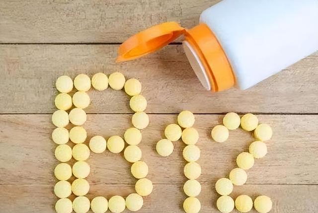 几块钱1瓶维生素B12，或许可以“摆平”这4种病，早了解早受益