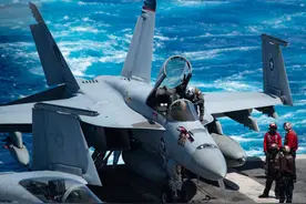 又一款四代机停产，美海军全力采购F35C，解放军歼35，也该加速了图片