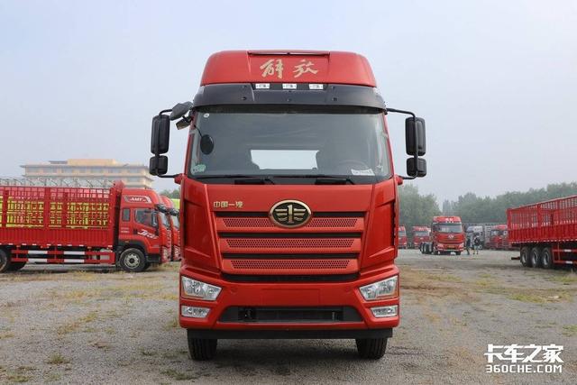 6缸260马力高顶双卧，一汽解放J6L尊享版堪称绿通运输利器