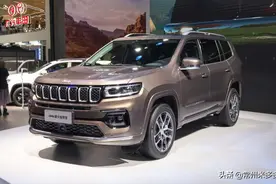 23.98万！JEEP大指挥官：动力霸道，全系9AT，不贵又有面儿图片