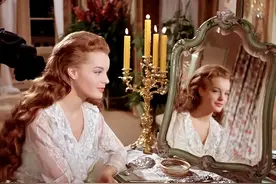 法国公主15岁入狱遭玷污，8岁弟弟也被折磨至死，多年后成功逆袭图片