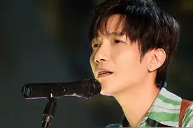 看完这些细节，我才明白，为何0713男团要尊称陈楚生为“大哥”了图片