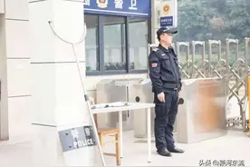 “看门的”会是保安的代名词吗？人们看不起保安的原因有哪些？图片