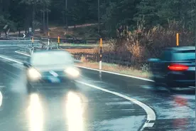 汛期来临，请收藏这份安全行车秘笈图片