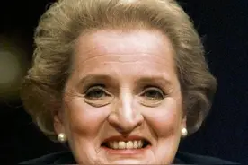 美国首位女国务卿奥尔布赖特因癌症去世图片