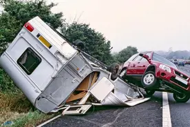 高速别车10公里，扬言要弄死车主，涉事车主已被找到正在调查图片