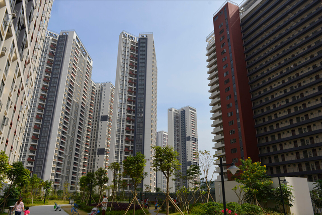 买房建议参考买边买中买三原则，居住舒适度高，住宅还容易升值！