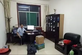 女同事办完退休手续，烧掉证书，悄悄退群，三天后才被领导发现！图片