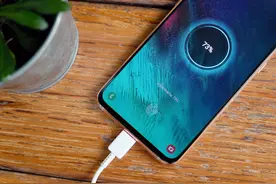 手机电池需要充到100%？不对的充电方式，再好的手机也用不了两年图片