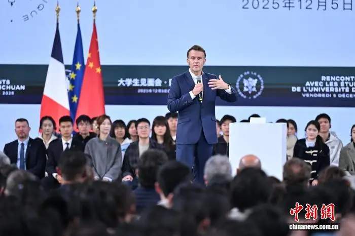 马克龙说此行只有一个遗憾