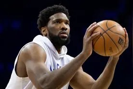 你以为无限开火那么容易！哈登现在都不行 现役就6人能做到图片