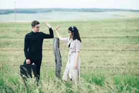 两性交往，女人称呼你为哥，一般都是这些意思图片