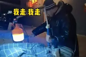 残疾男子摆摊下意识逃走称“没低保”？民政局：收入高于低保标准，其称“没低保”为寻求关注无恶意图片