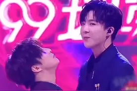 身高超185的10位男星，个个“鹤立鸡群”，不用抠抠搜搜谎报5cm图片