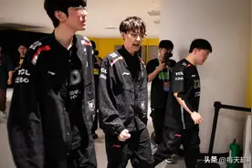 下个赛季何去何从？小狗Uzi首次直播回应，粉丝有盼头了图片