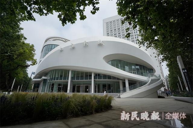 上海影城焕新归来！走，去“千人大厅”看电影