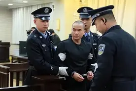 退役武警张扣扣为母报仇 ，13岁目睹母亲身亡， 隐忍22年灭门仇家图片