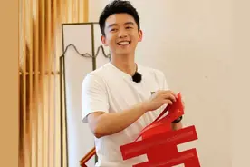 网传郑恺北京嫖娼被抓？苗苗紧急公关？郑恺本人晒照力证在新疆，导演陆川发文力挺：郑恺一切皆安好图片