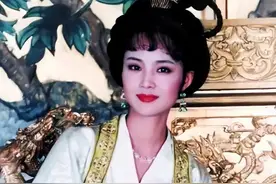 她的人生，远比绯闻精彩图片