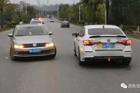 @所有驾驶人 开车这样掉头，发生事故是要负全责的！图片