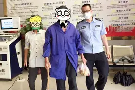 柳州：老人记忆“恍惚”走失在小店门前，好心店主连线民警极速找到亲人图片