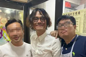 55岁影帝林家栋近照暴瘦！皮包骨头大身小，比例奇怪震惊网友图片