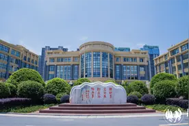 2023昆滇名高中|云大附中呈贡校区：是你走向理想大学的阶梯！图片