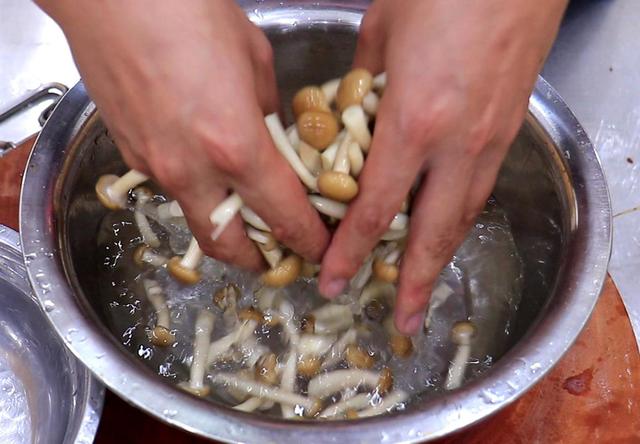 春分将至，建议大家：宁可不吃肉，也要吃5种“冠军”菜，正当季