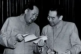 1949年厦门解放，市长空缺，毛主席：那个会打仗的县长在哪里？图片