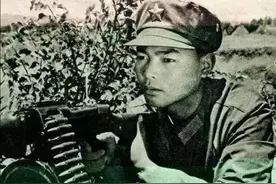 孤胆英雄岩龙图片
