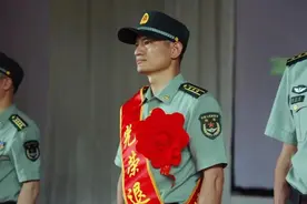 对军官来说，从转业、逐月、复员、退休四种安置方式来看，退休图片