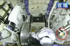 神舟十五“卫生间”曝光，原来在轨道舱，阿波罗飞船没太空马桶？图片