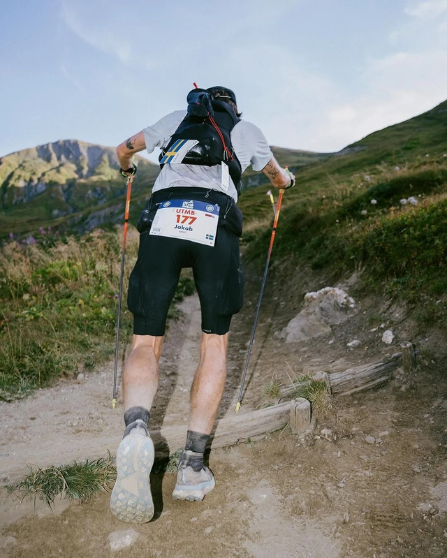 上山找虐的中产，一个月抢光50场越野跑门票