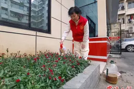变废为宝的“节约达人”图片