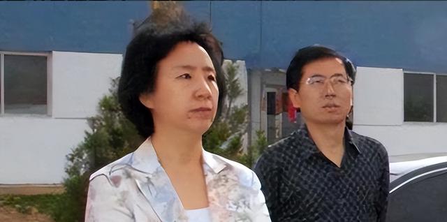 色胆包天！湖北女市长，好色霸道，强占司机6年，小伙苦不堪言